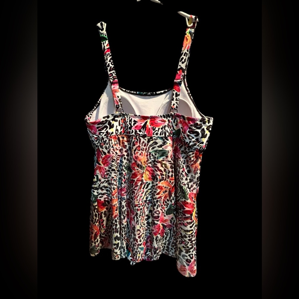 Del Raya 12 NWT Swimsuit - Picture 3 of 5